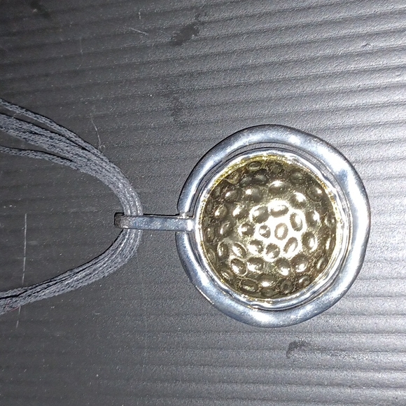 New Hammered gold/silver tones,necklace / earrings set - Picture 3 of 3